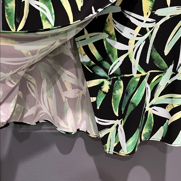 Joseph Ribkoff blouse - Picture 6 of 6